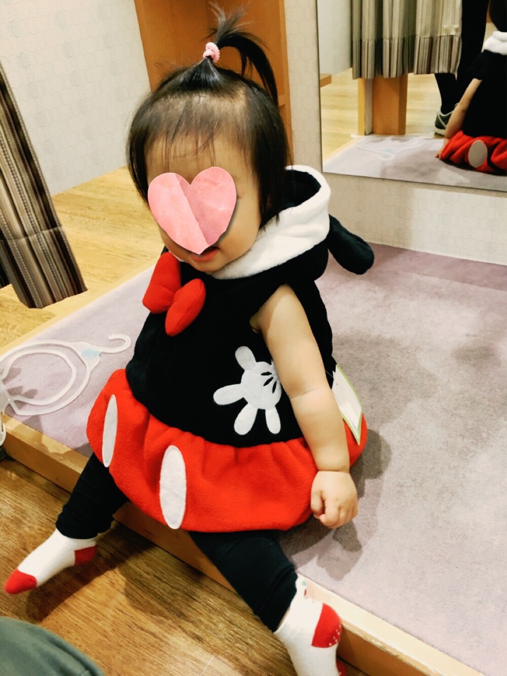 「Disneyのアイテム（つなぎ/オールインワン、その他）」を使った、Ｃｏ!さん（キッズ・80cm）の秋コーディネートの1枚目の写真