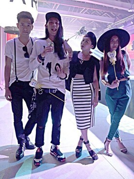 Hikari Chang さんのコーディネート