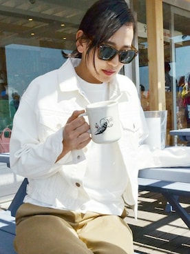 「BLACK BY MOUSSY（ブラックバイマウジー）のアイテム（その他アウター）」を使った、ERIさん（レディース・162cm）の春コーディネート