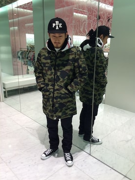「Bape」｜「アイテム（ミリタリージャケット）」を使った、竹内渋貴さん（メンズ・172cm）の冬コーディネート