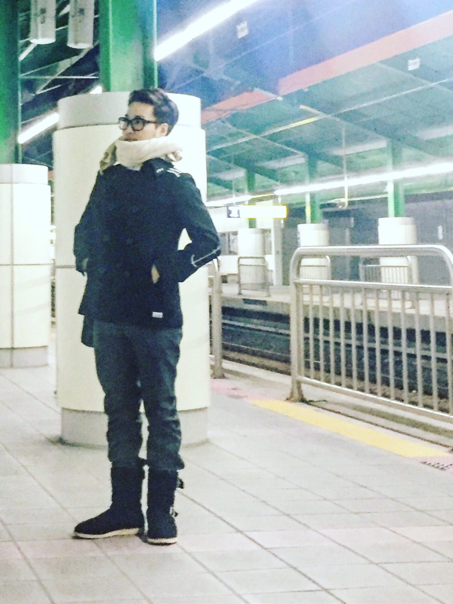 BEDWIN & THE HEARTBREAKERSのピーコートを使った人気ファッション