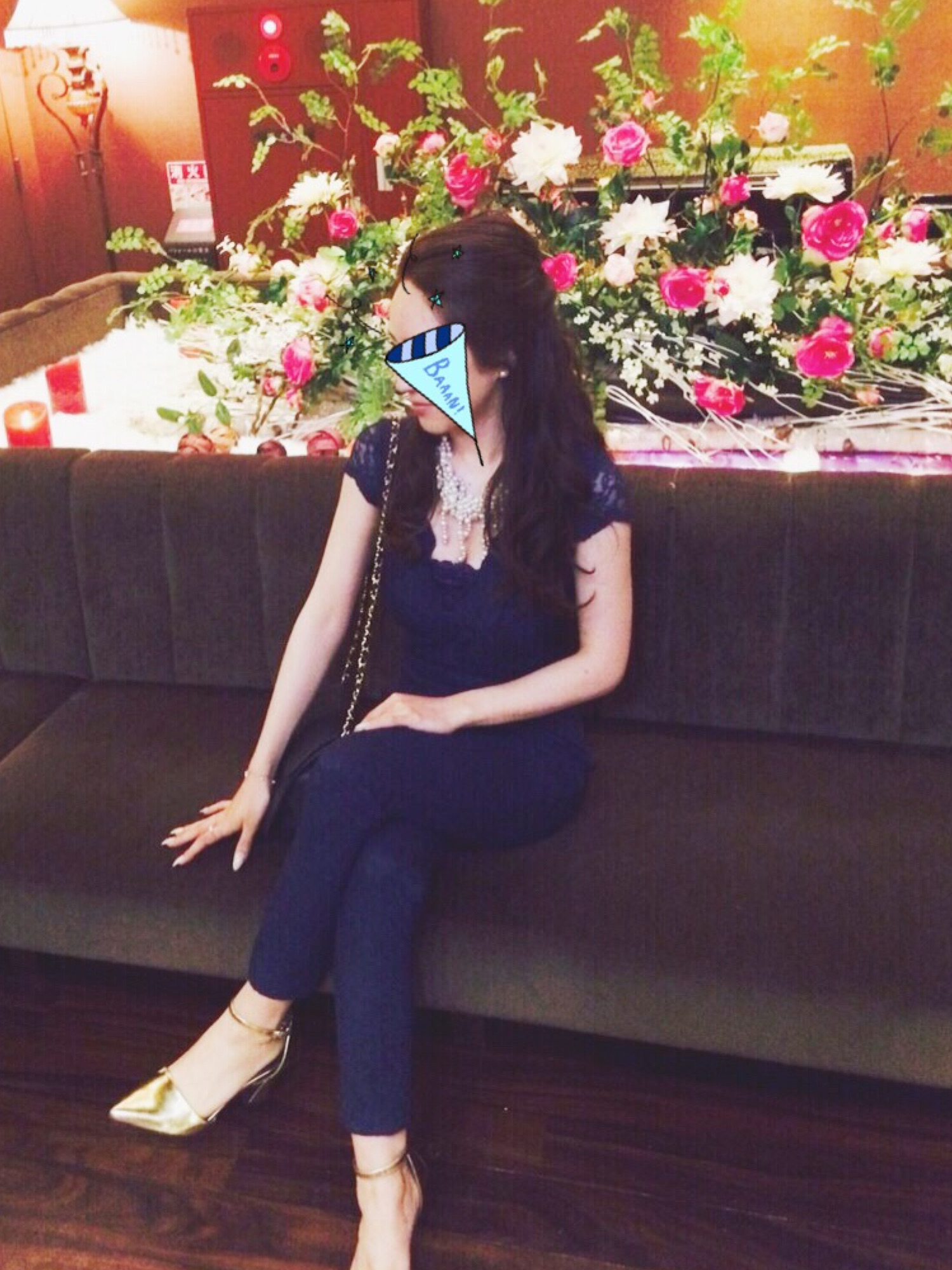 ZARAのネックレスを使った「結婚式二次会スタイル」の人気ファッション 