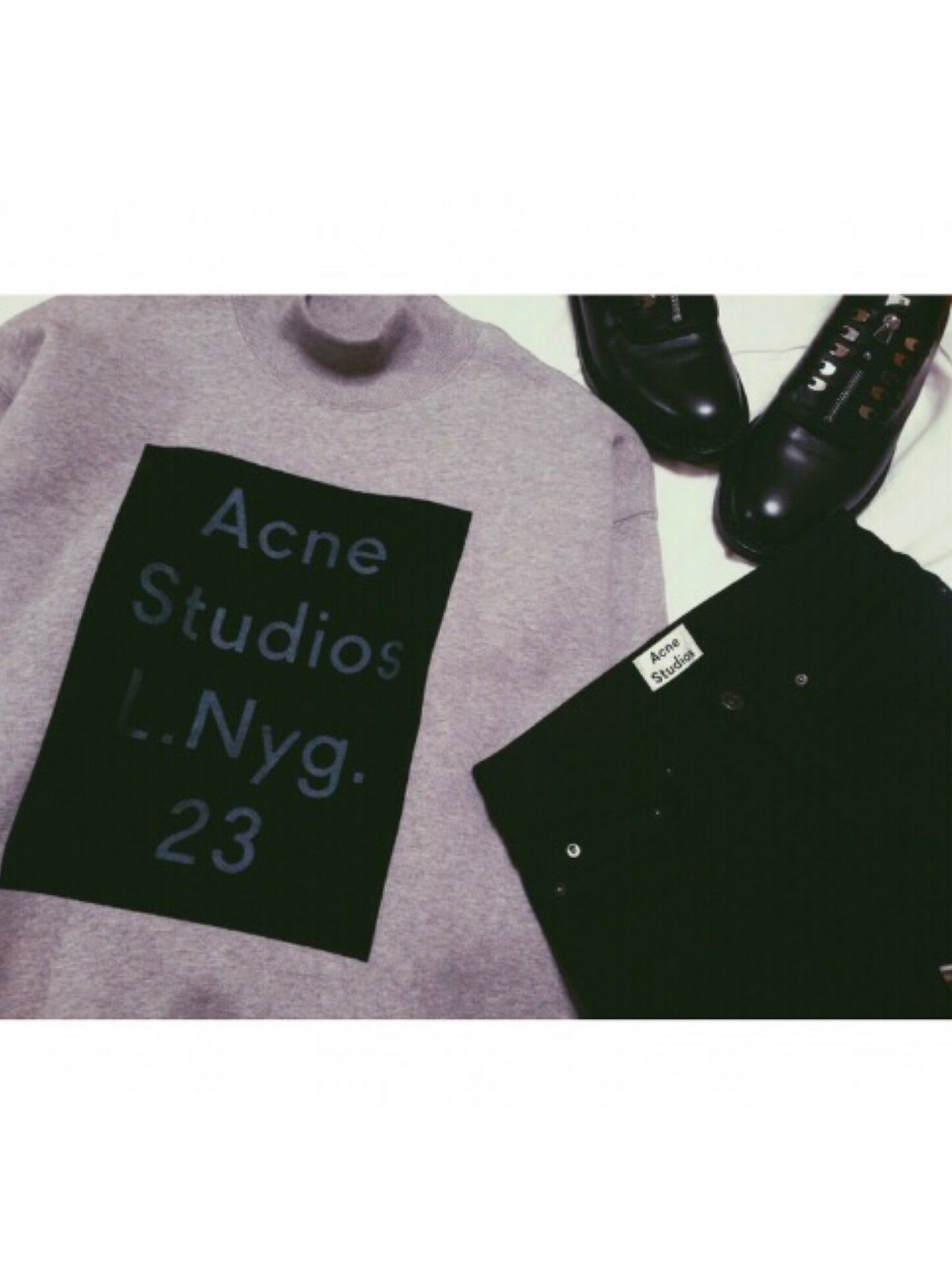 ACNE(アクネ)の「Beta Flock Pr PAW14(スウェット)」 - WEAR ACNE(アクネ)の「Beta Flock Pr PAW14(スウェット)」 - WEAR