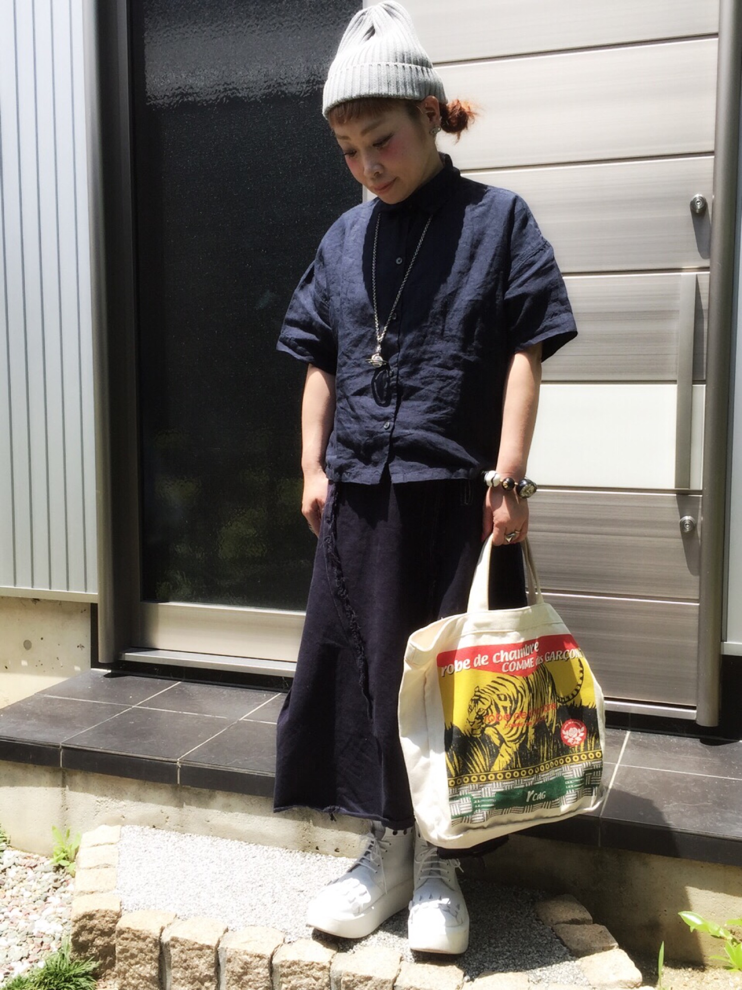 robe de chambre COMME des GARCONSのトートバッグを使った人気
