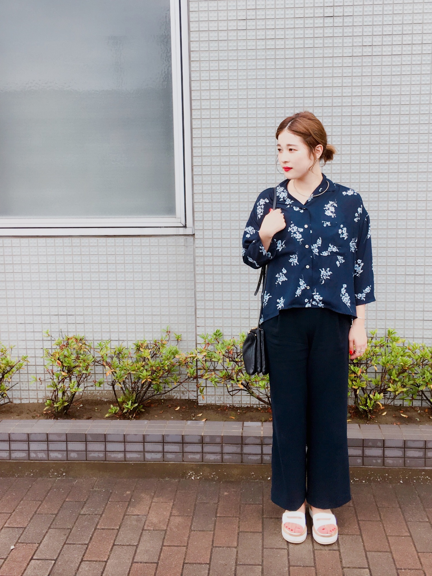 シャツ/ブラウス(長袖/七分) CLANE  FLOWER WIDE SILHOUETTE SHIRT CLANE（クラネ）の「FLOWER WIDE SILHOUETTE SHIRT（シャツ/ブラウス
