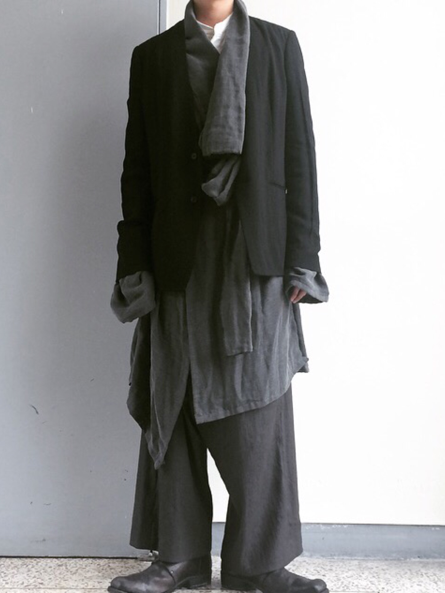 DAMIR DOMA テーラードジャケット DAMIR DOMAのテーラードジャケットを使った人気ファッション