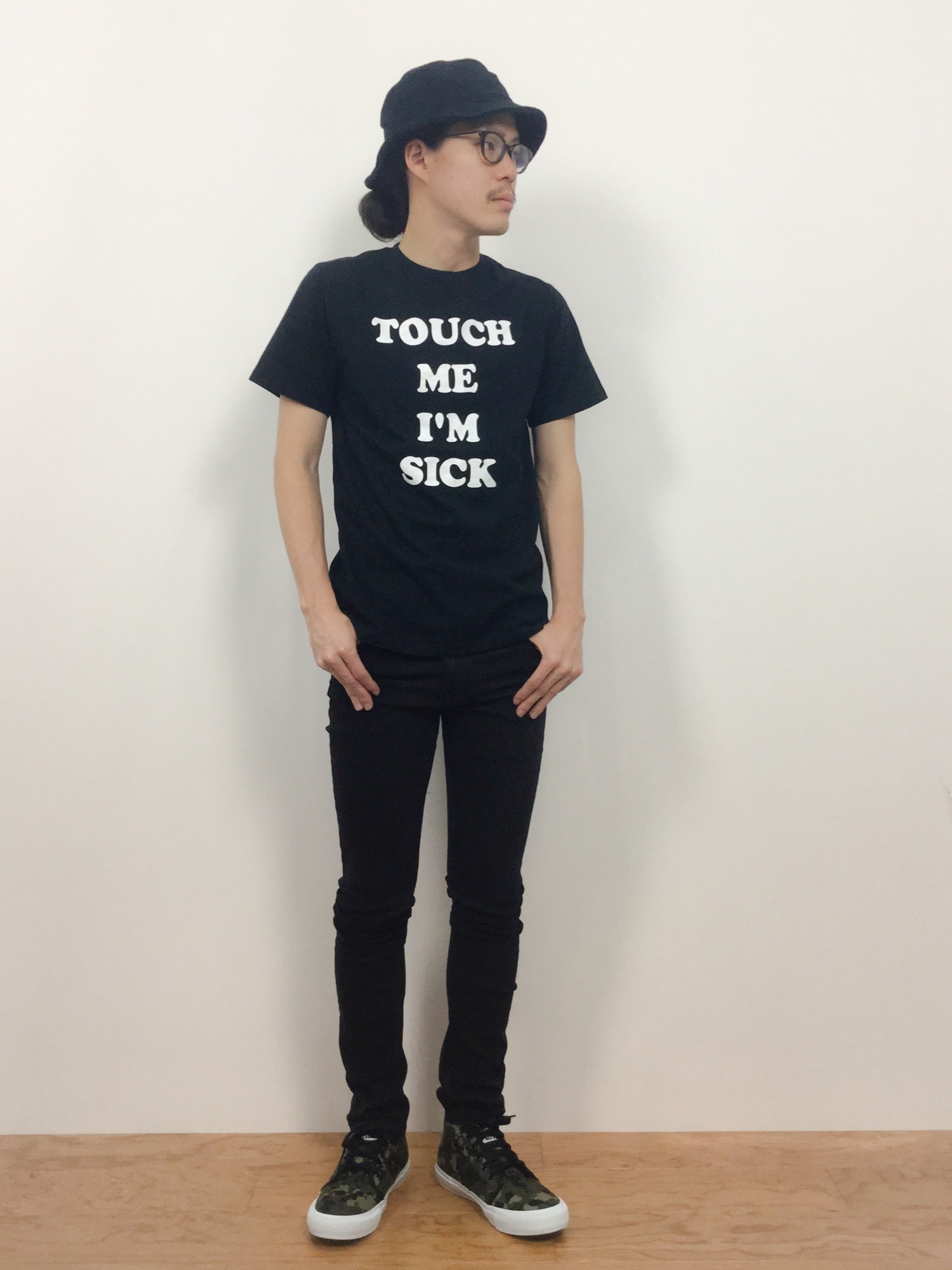 NUMBER (N)INE（ナンバーナイン）の「Tシャツ_Touch me I'm sick（T ...