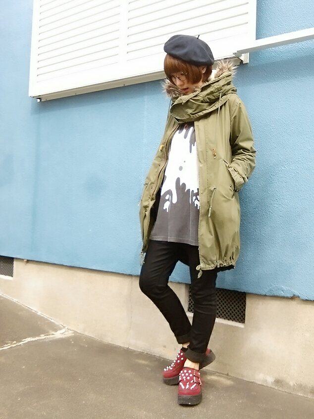 PEACE NOWのタンクトップを使った人気ファッションコーディネート - WEAR