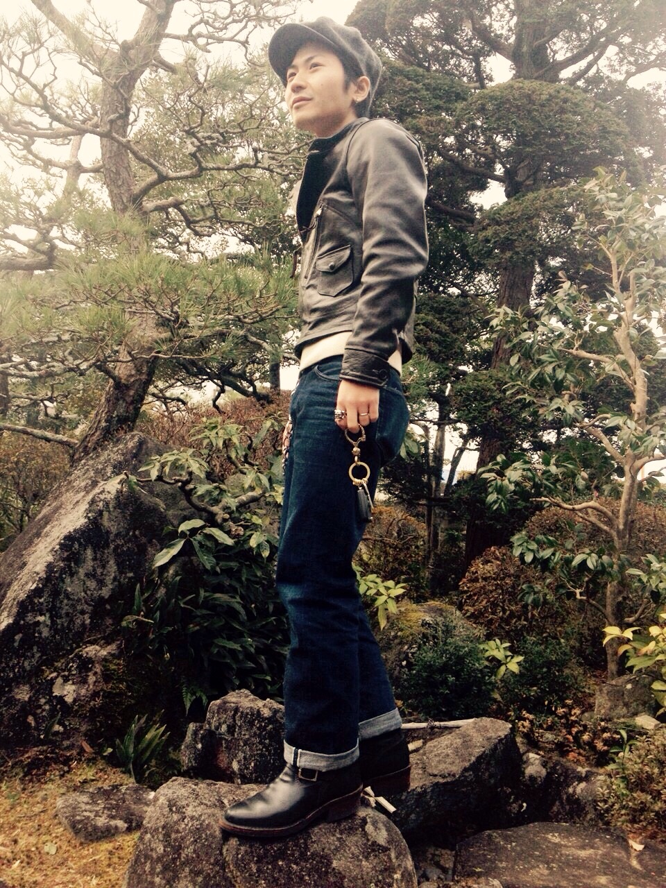 TROPHY CLOTHINGのキャスケットを使った人気ファッション