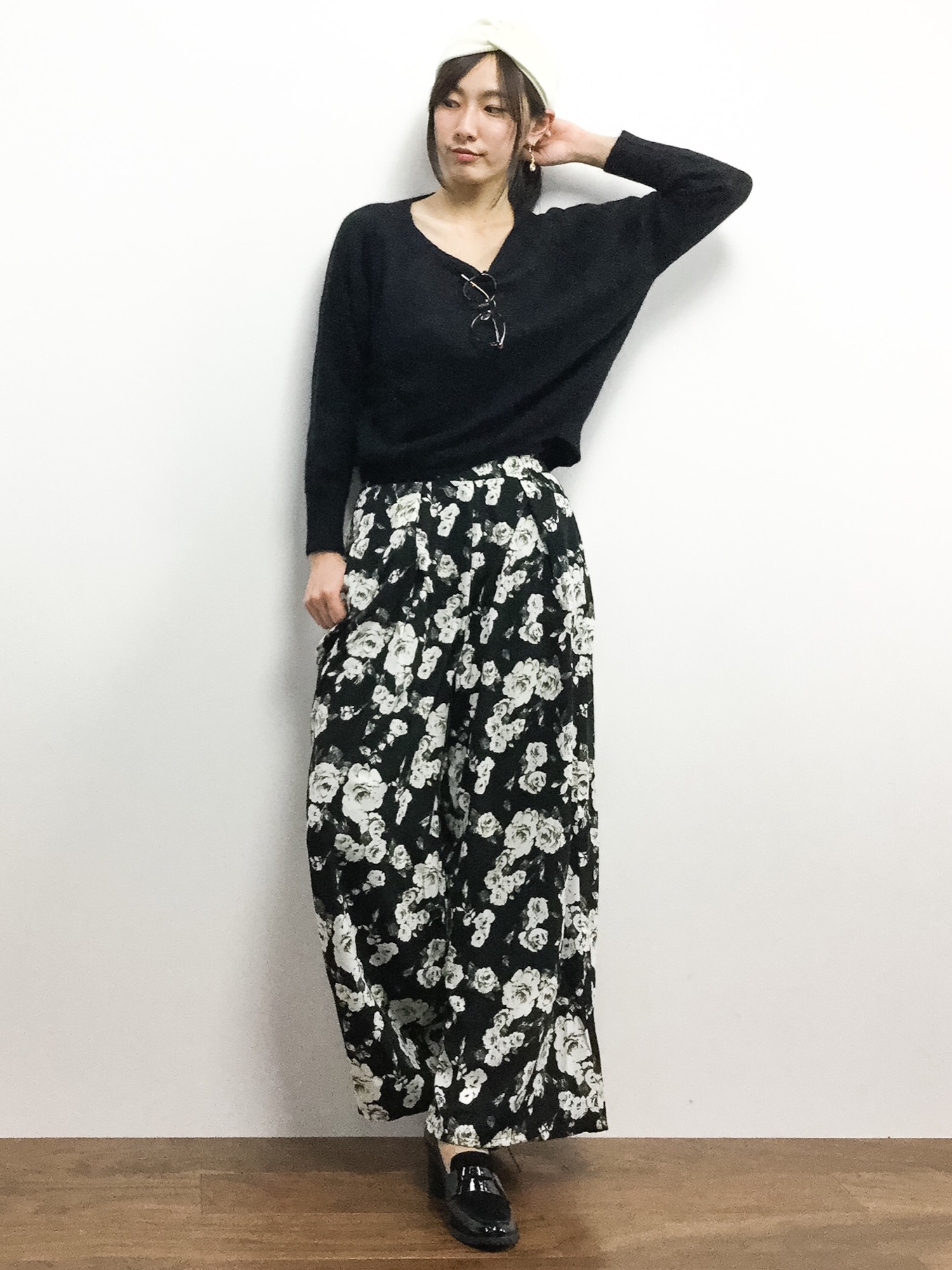 大きな花柄✿オーバーサイズパンツ✿春夏コーデに最適 大きいサイズ パンツ 花柄 パンツ ワイドパンツ ロングパンツ