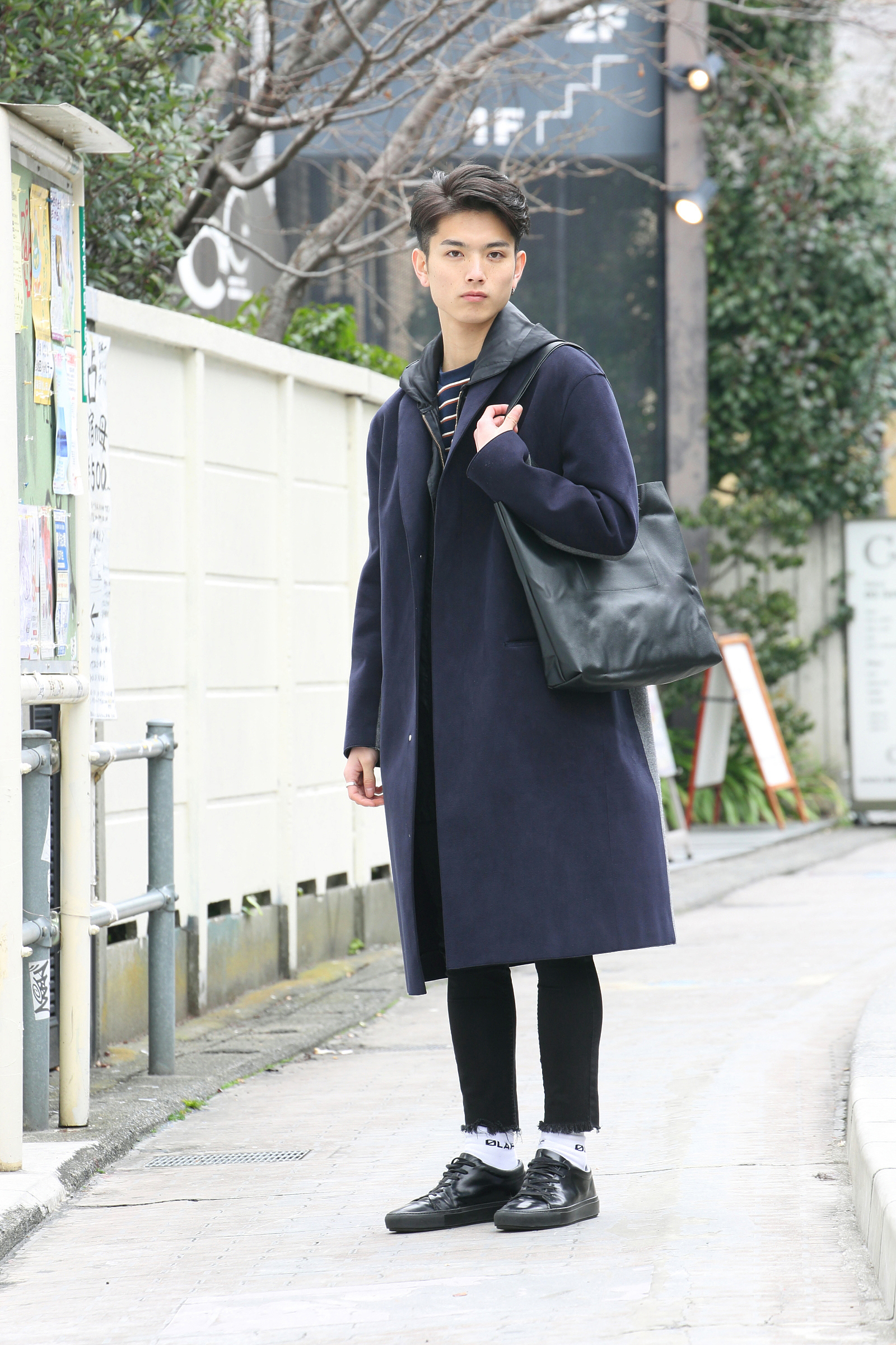 ストリートジャック｜NANO universeのトートバッグを使った