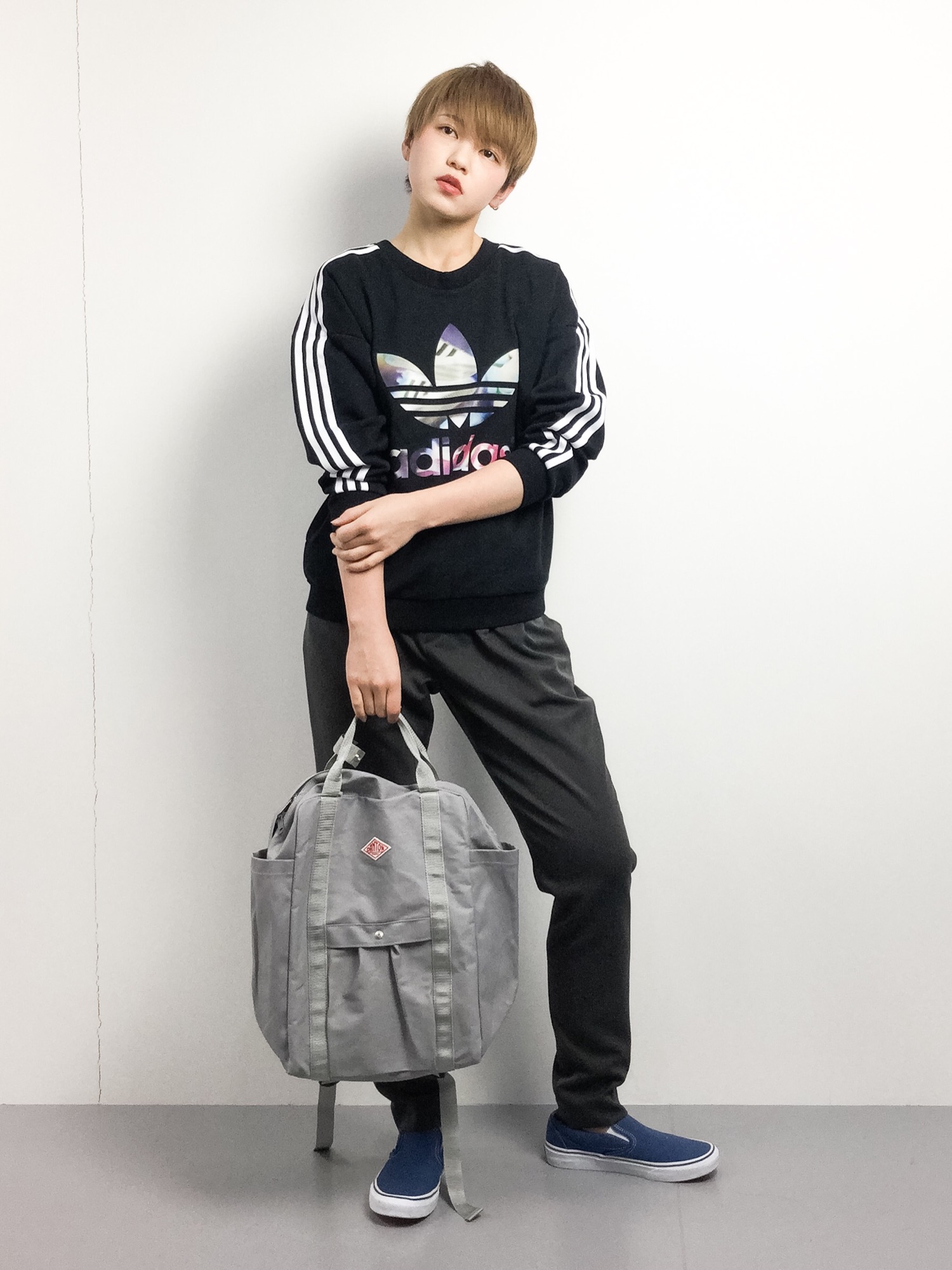 adidas Originals by JEREMY SCOTTのスウェットを使った人気 