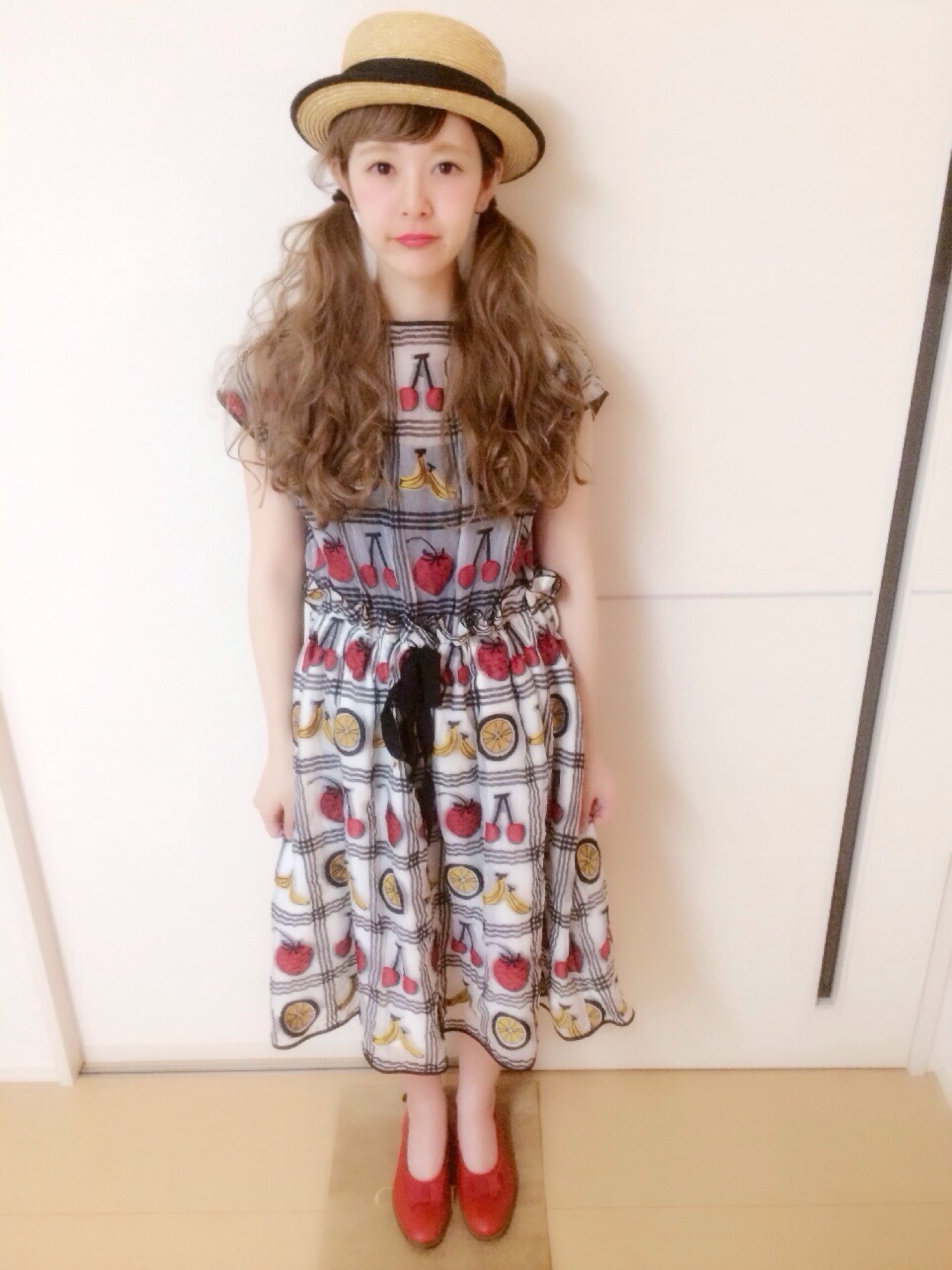 値下げ　【プープレ】新品フルーツバスケットpr ワンピース (予備ボタンなし) peu pres（プープレ）の「☆ﾌﾙｰﾂﾊﾞｽｹｯﾄJQ 後ろあきﾄﾞﾚｽ