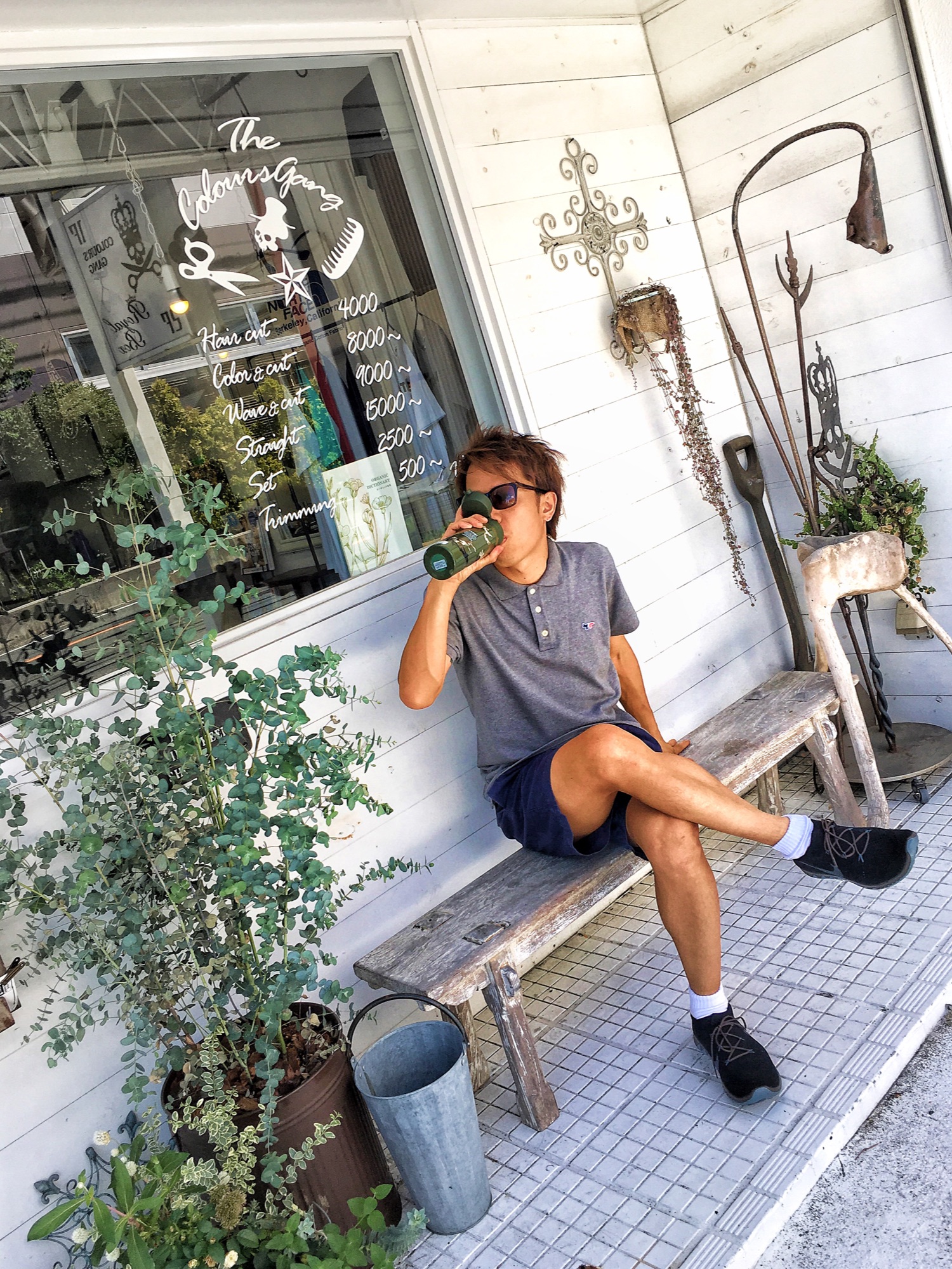 Maison Kitsuneのポロシャツ（グレー系）を使った人気ファッション 