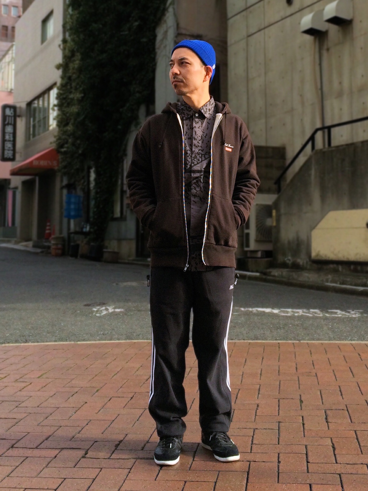 Supreme のパーカーを使った「ニットキャップ」の人気ファッション