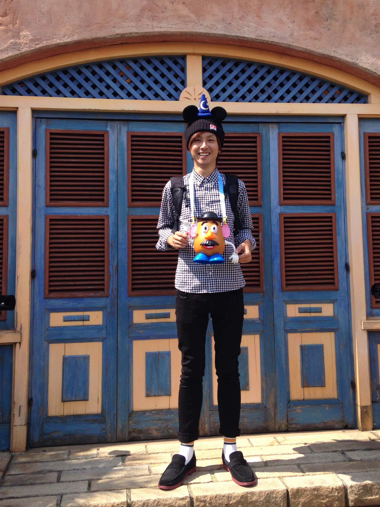 安心国内 即発 DISNEY × COACH MICKEY SIGNATURE ニット帽 安心国内 即発 DISNEY × COACH MICKEY SIGNATURE ニット帽