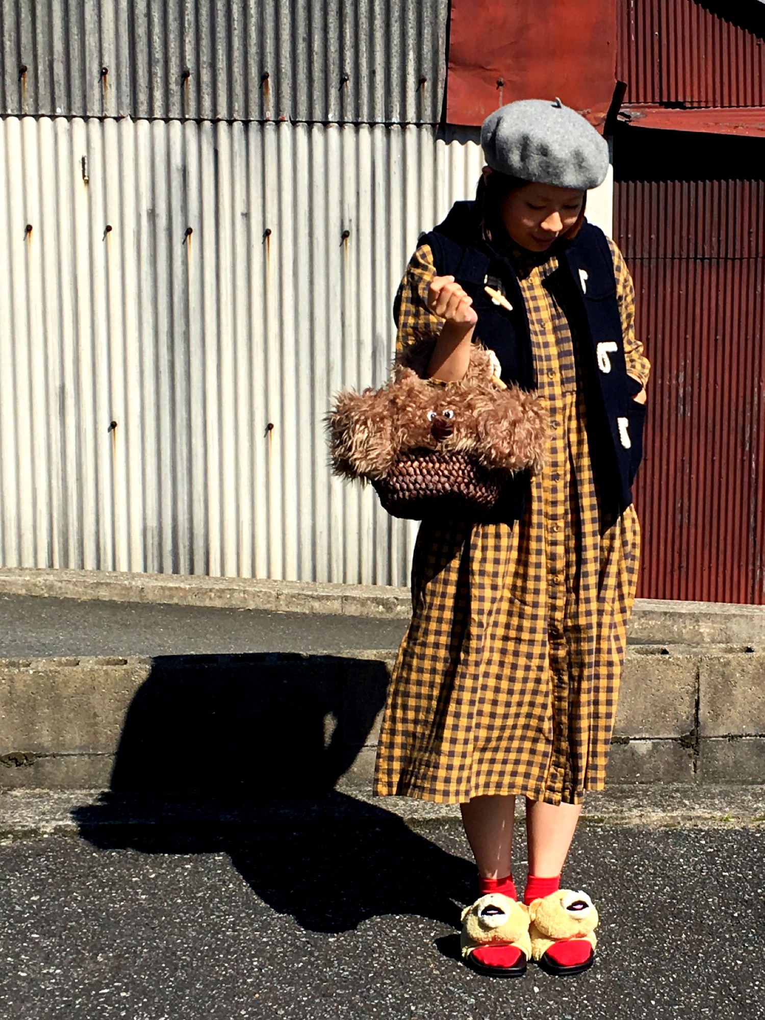 adidas Originals by JEREMY SCOTTのサンダルを使った人気ファッション