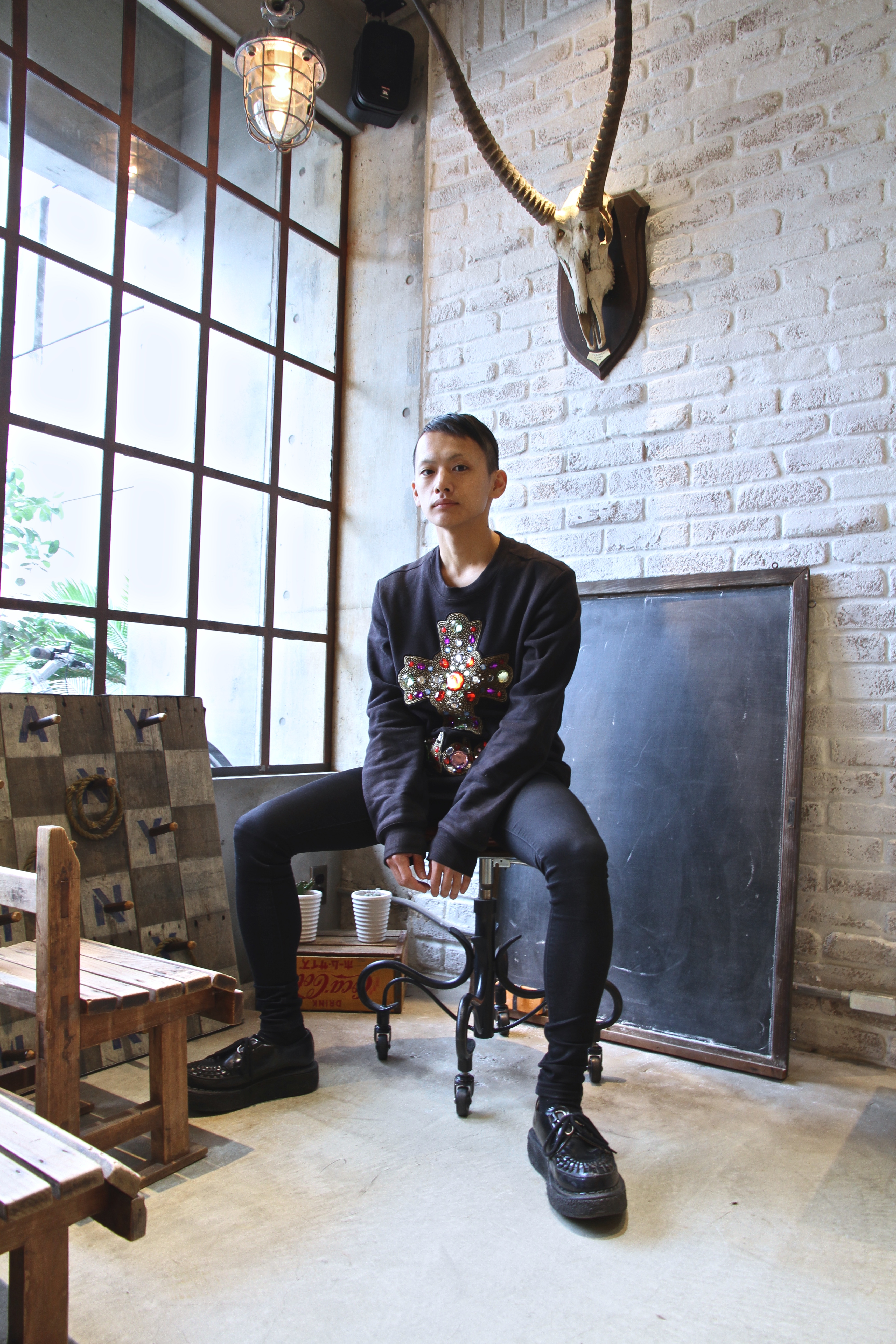 adidas Originals by JEREMY SCOTTのスウェットを使った人気 