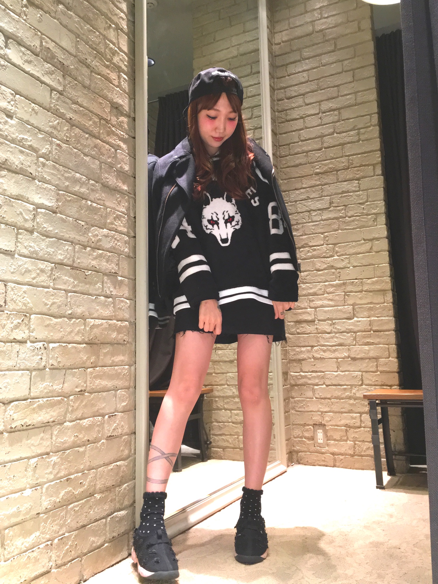 HYSTERIC GLAMOUR（ヒステリックグラマー）の「WHITE WOLVES