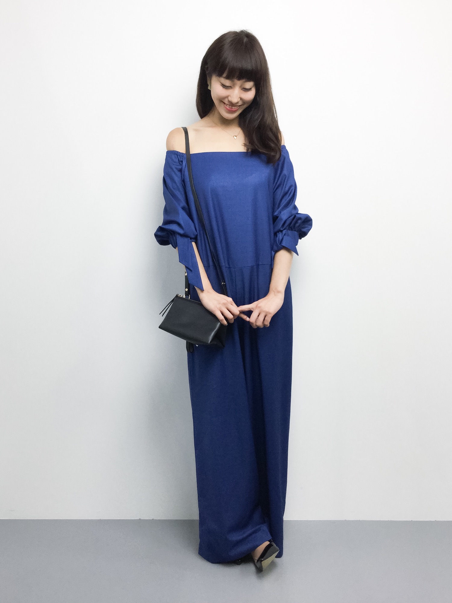 SNIDEL（スナイデル）の「オフショルストレートオールインワン（つなぎ 