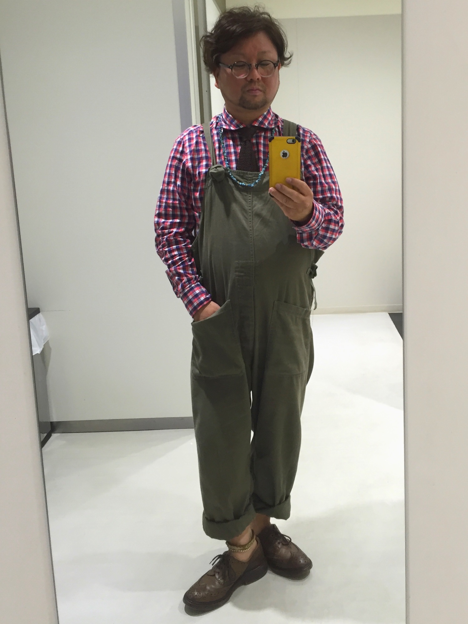 Engineered Garmentsのサロペット/オーバーオール（グリーン系）を使っ