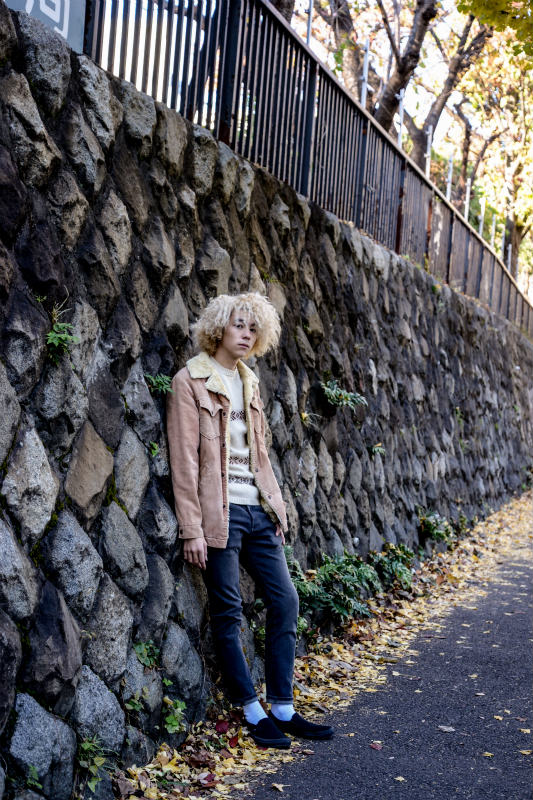 Supreme のニット/セーター（ベージュ系）を使った人気ファッション