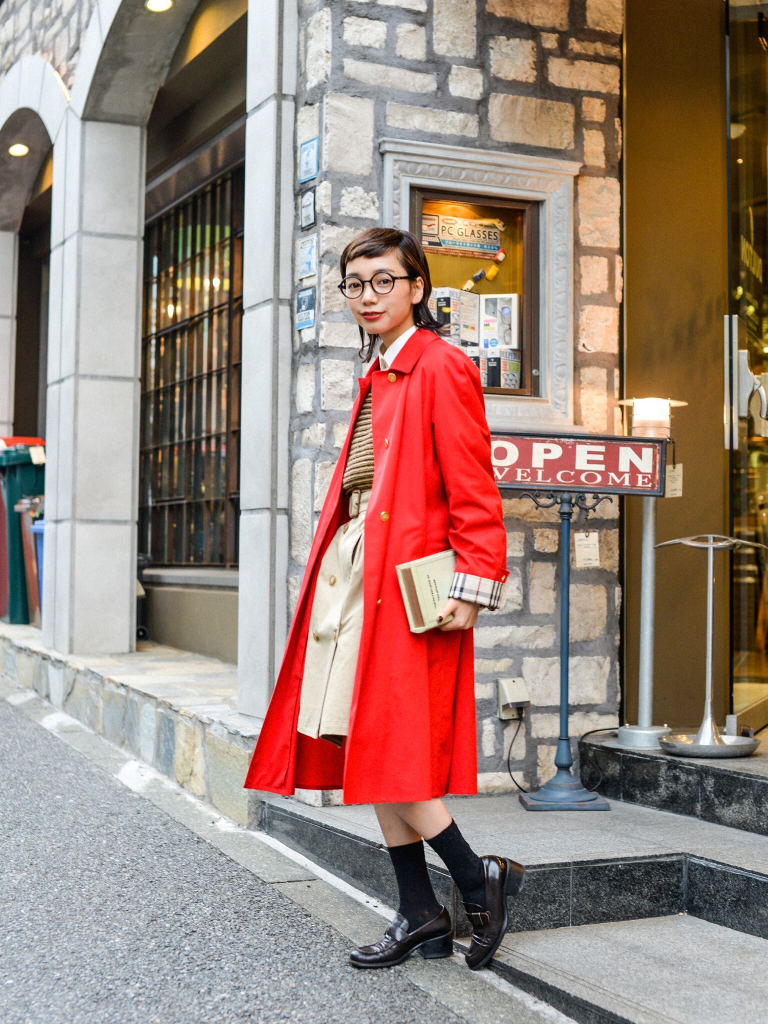 替ボタン付⭕️ほぼ未使用⭕️バーバリーズ　ステンカラー　ロングコート　赤　レッド 20150424163944999.jpg