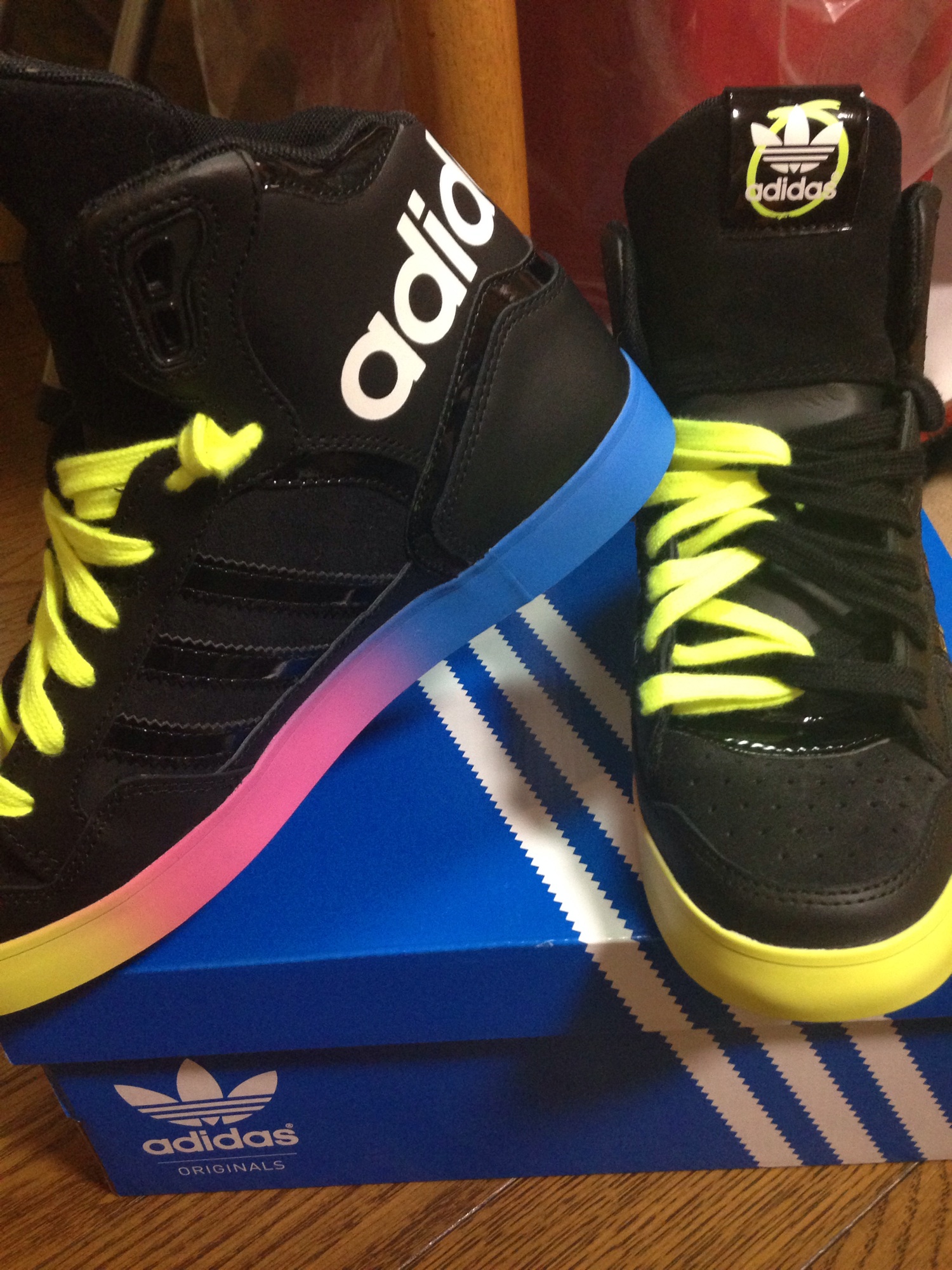 adidas Originals（アディダスオリジナルス）の「アディダス×リタオラ