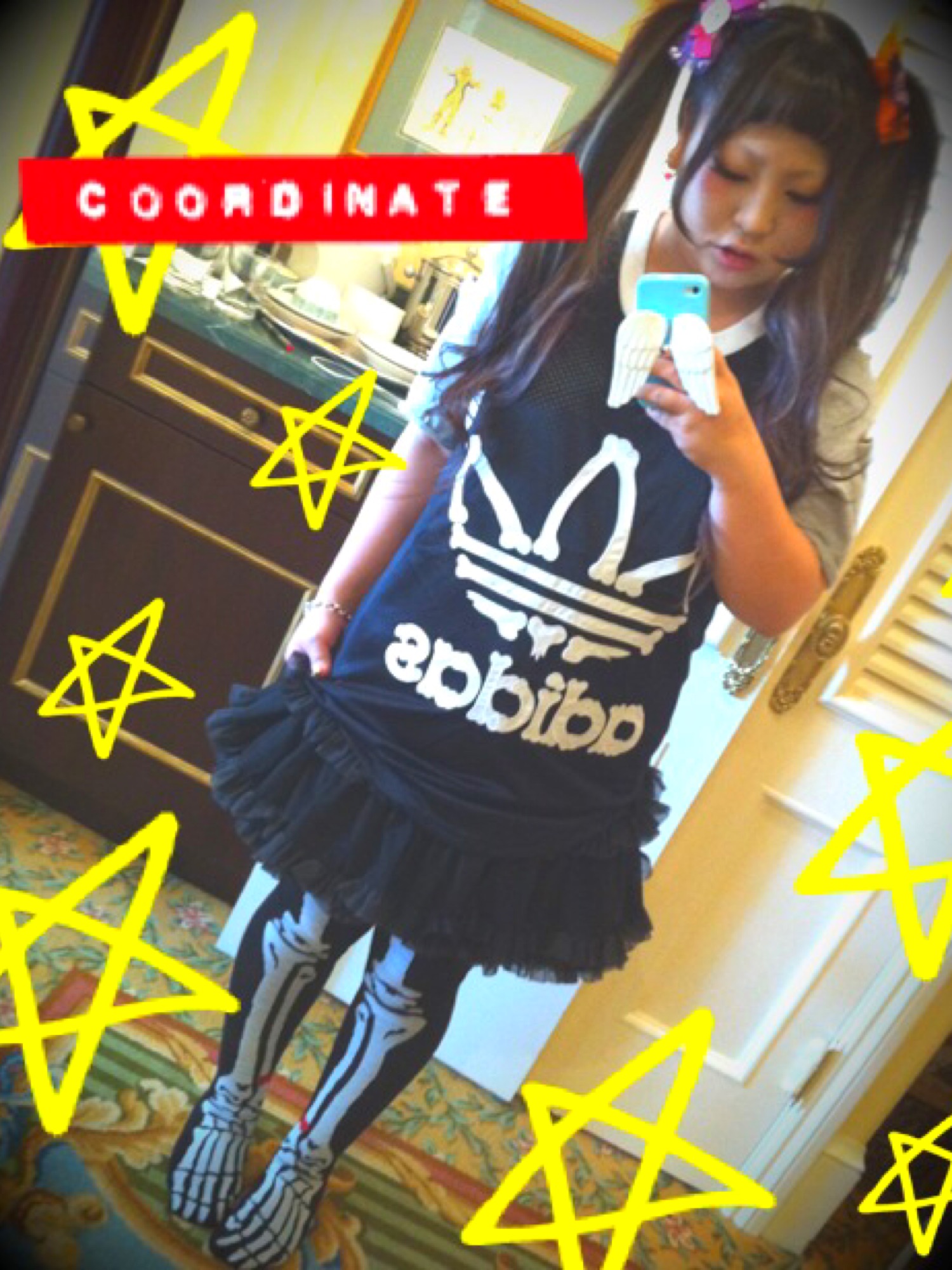 adidas Originals by JEREMY SCOTTのタンクトップを使った人気 