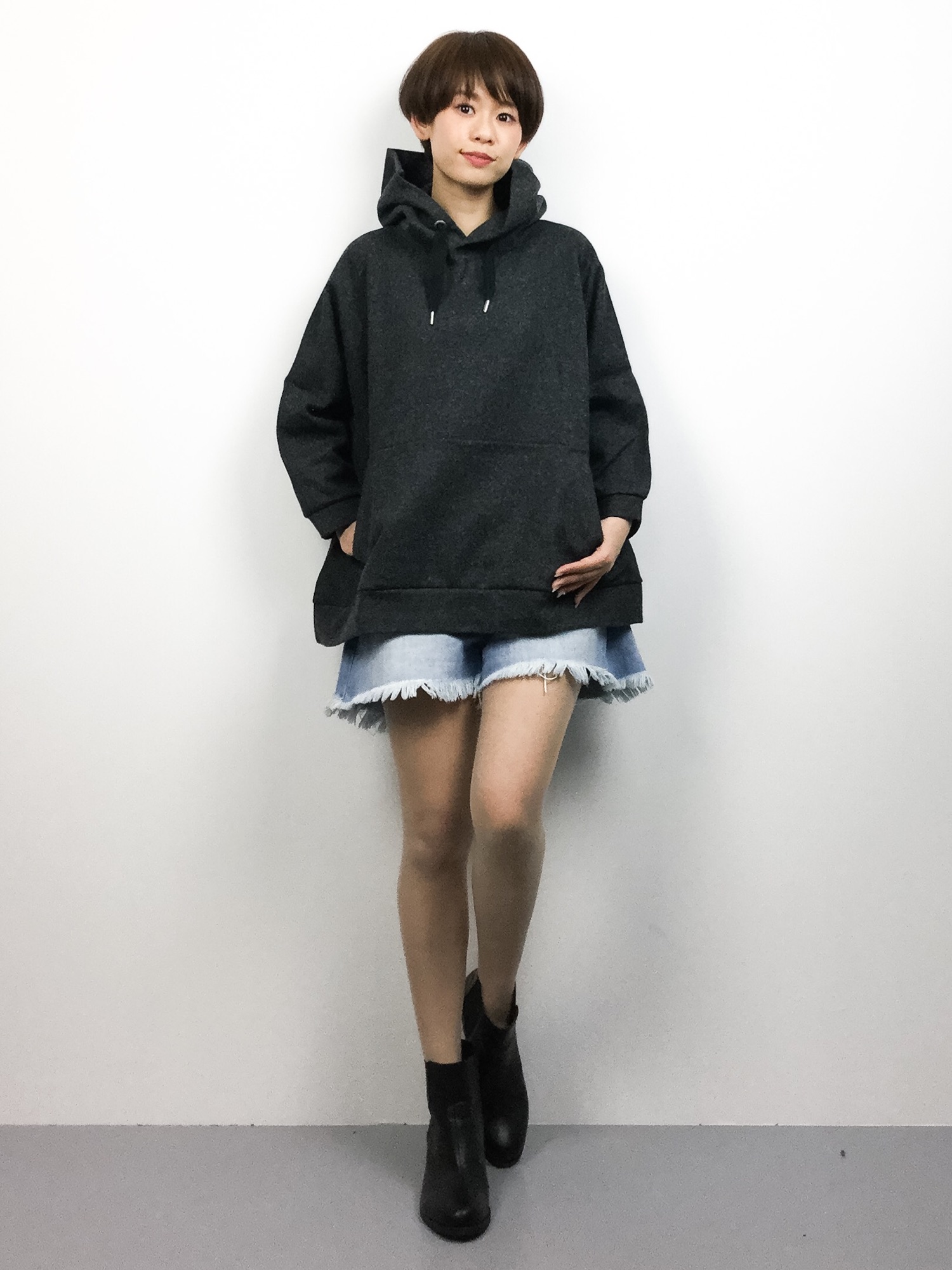 トラディショナルウェザーウェア カンガルーポケットフーデットパーカー Traditional Weatherwear（トラディショナルウェザーウェア）の