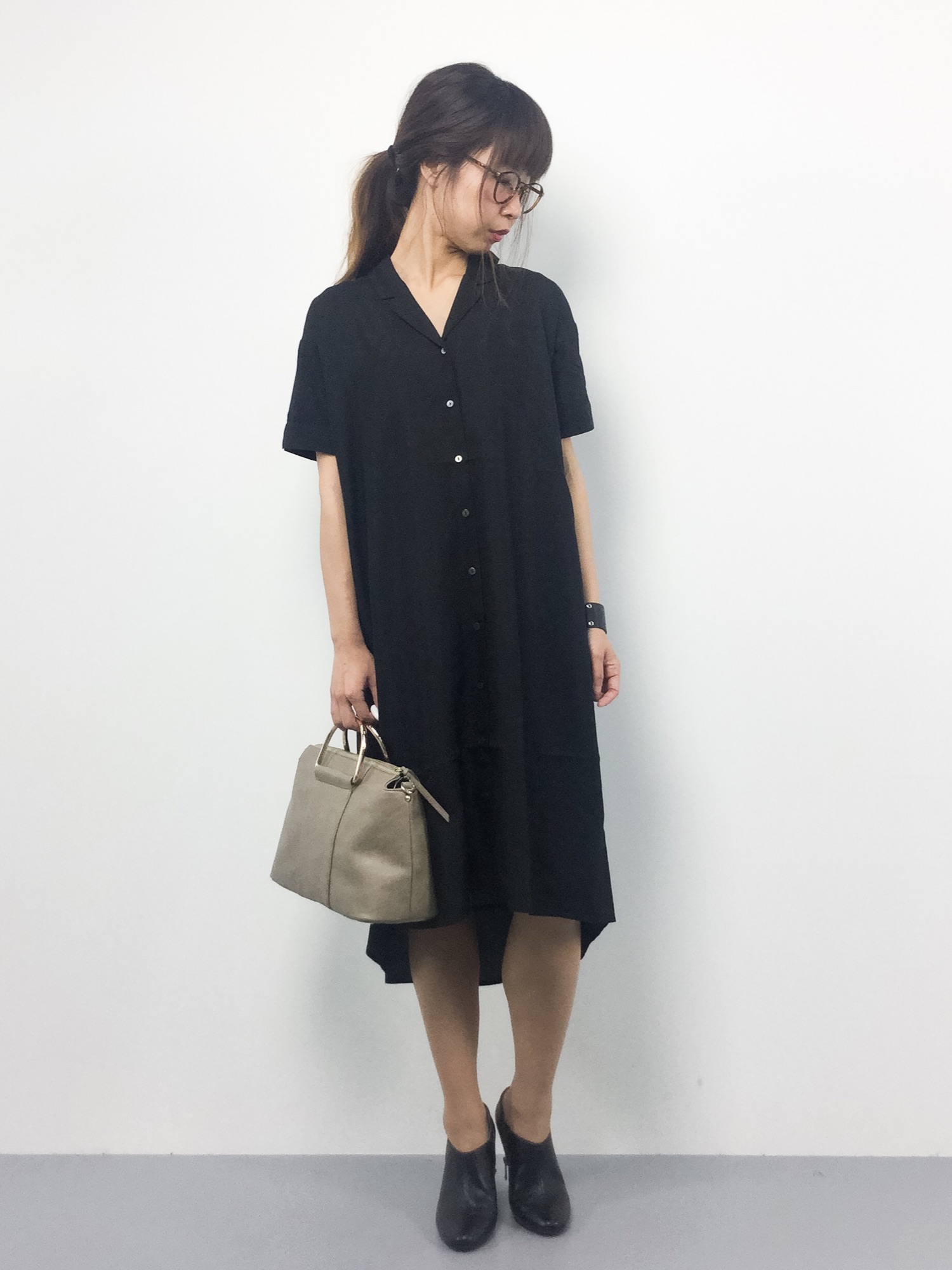 HAREのシャツワンピースを使った人気ファッションコーディネート（髪型 