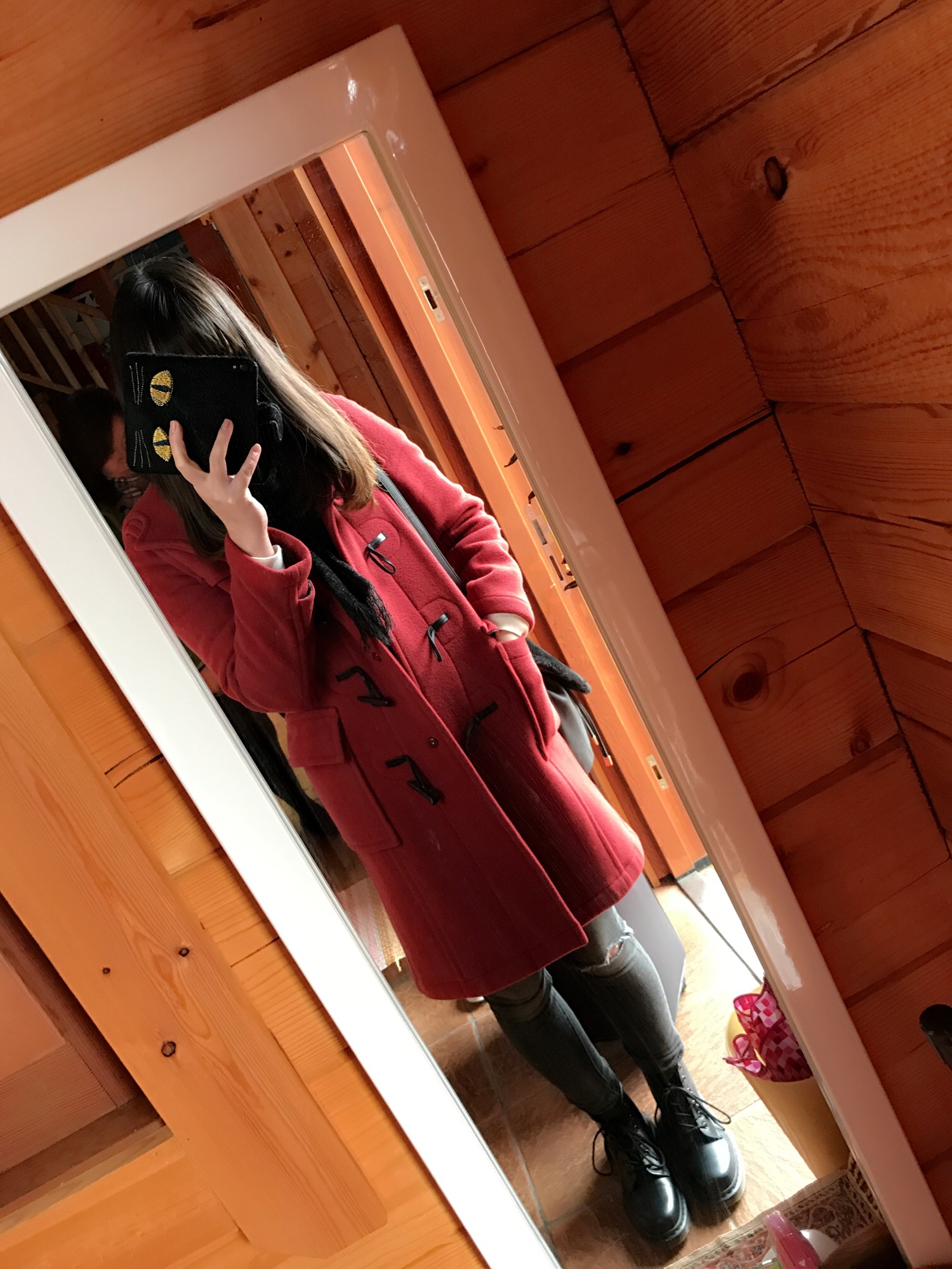 BURBERRY BLUE LABELのダッフルコート（レッド系）を使った人気