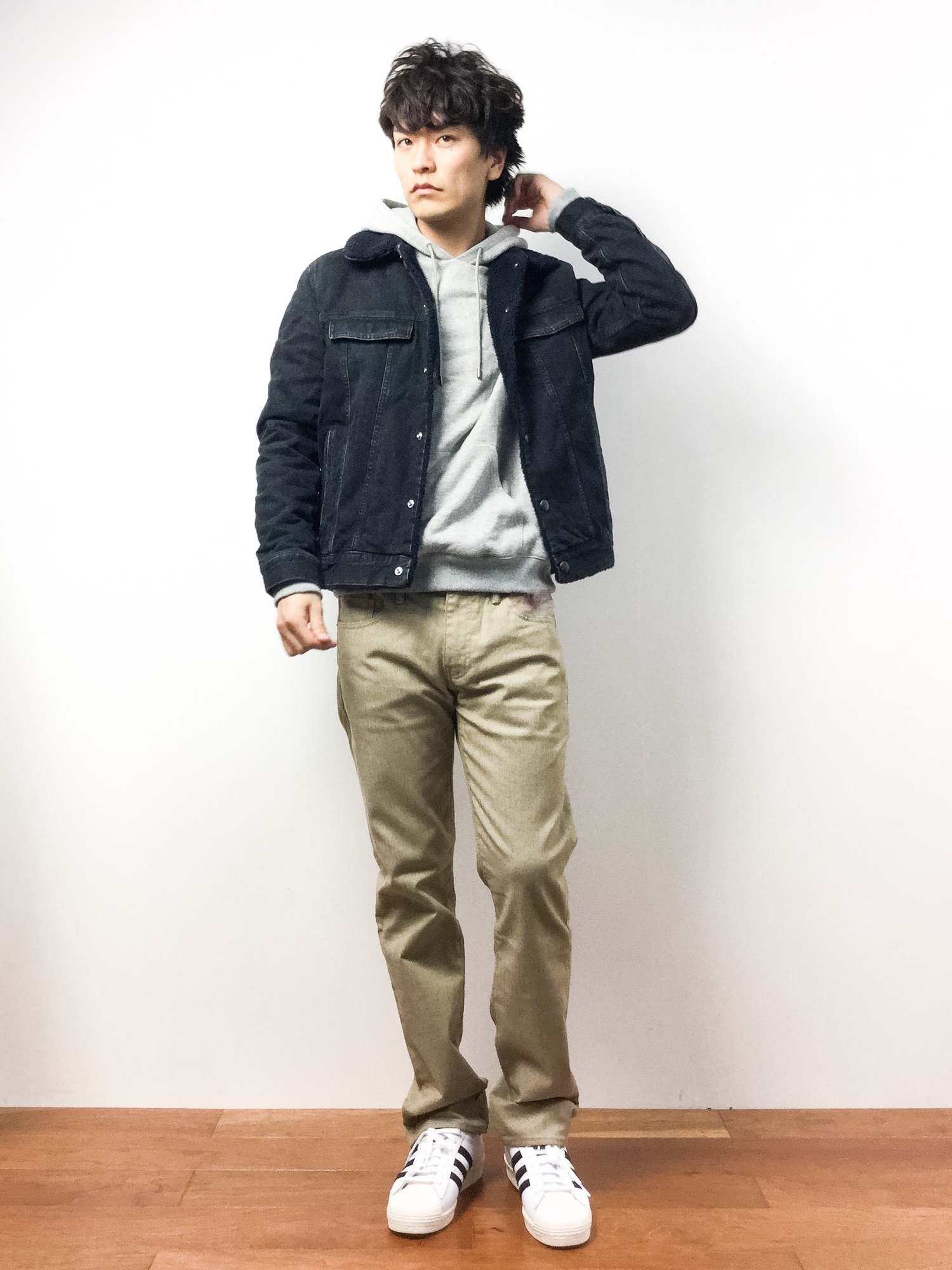 A.P.C.のブルゾンを使ったメンズ人気ファッションコーディネート