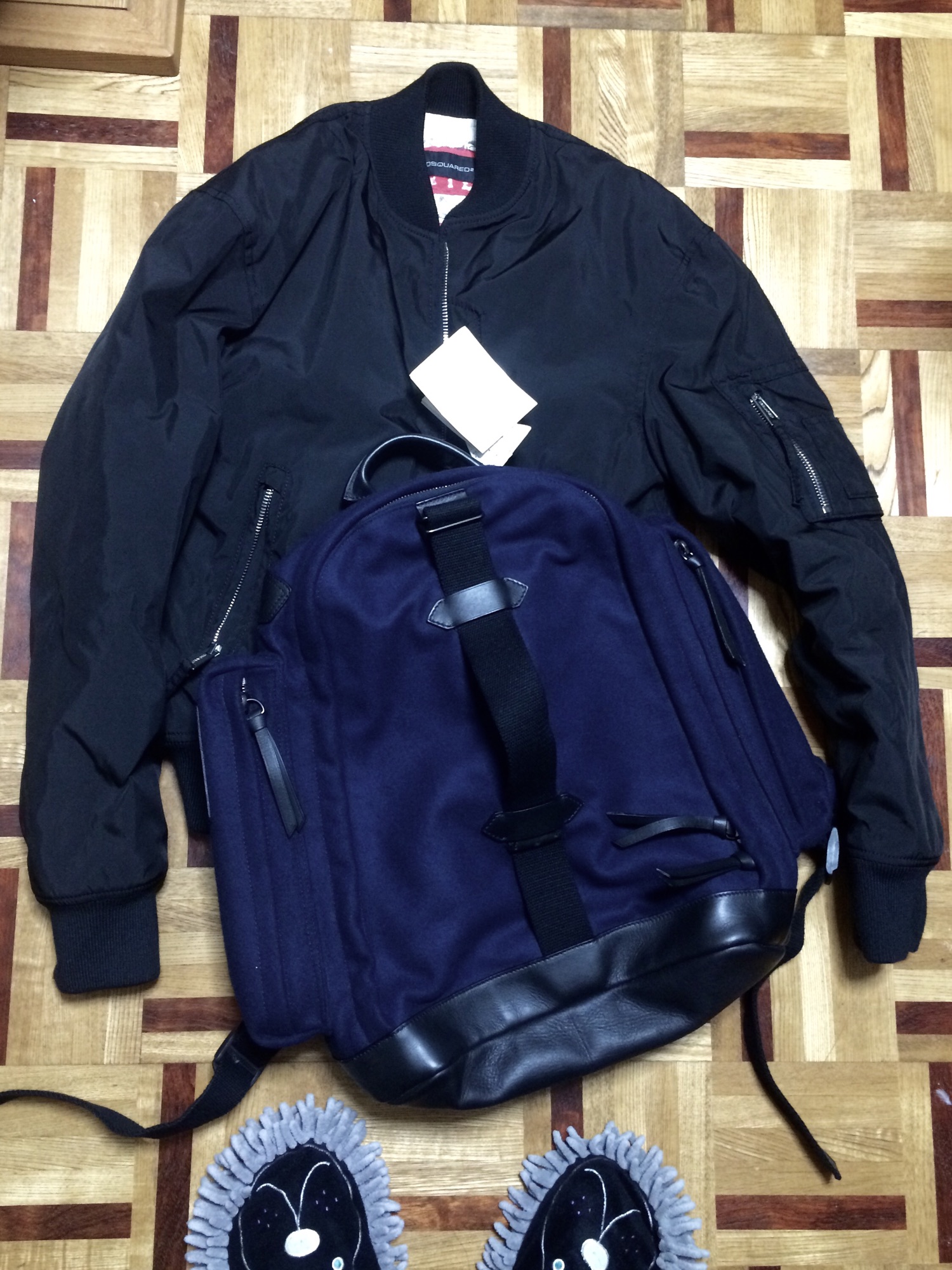 DSQUARED2のミリタリージャケットを使った人気ファッション 