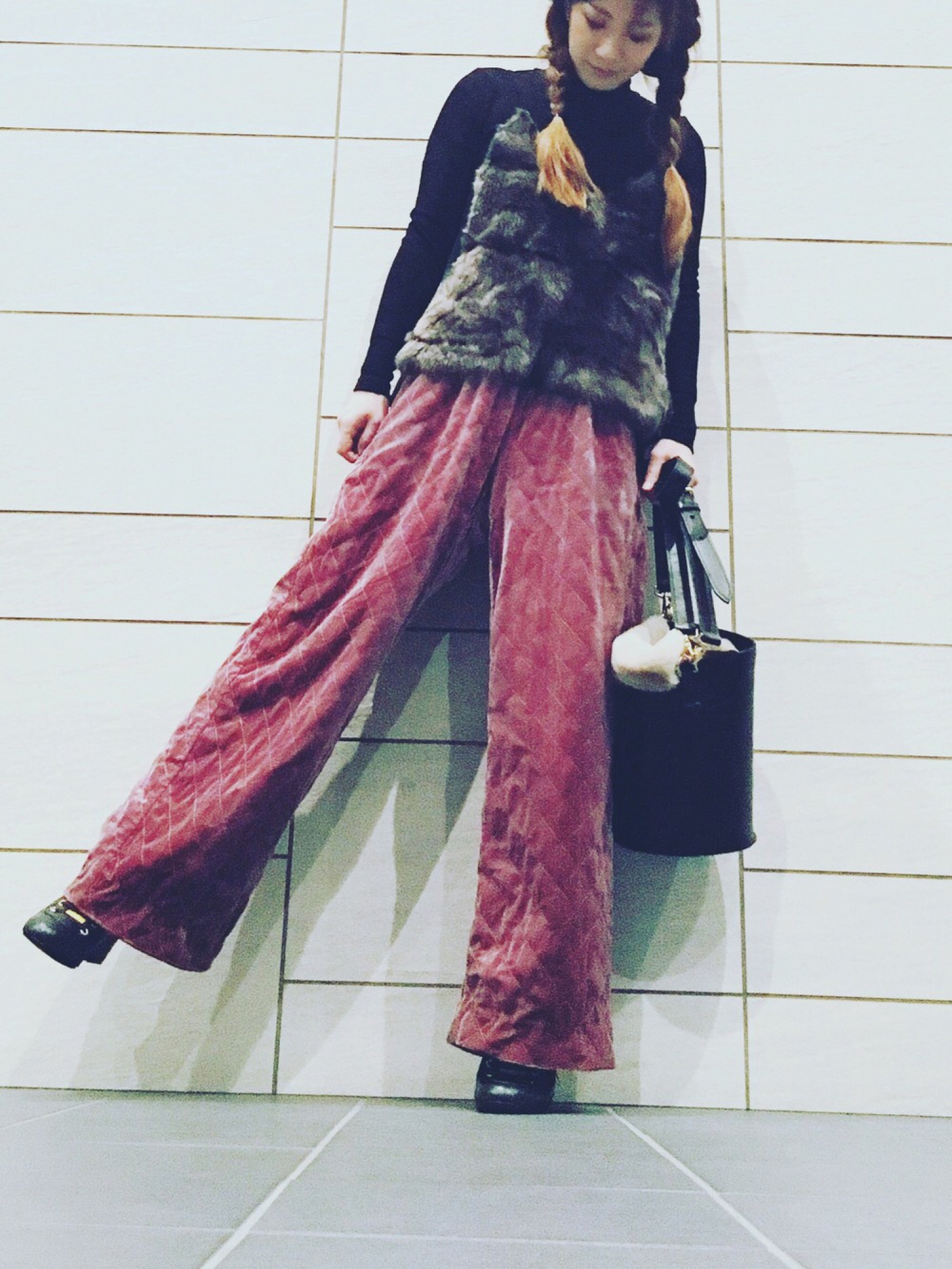 キャミソール ameri FUR BUSTIER Ameri（アメリ）の「FUR BUSTIER（キャミソール）」 - WEAR