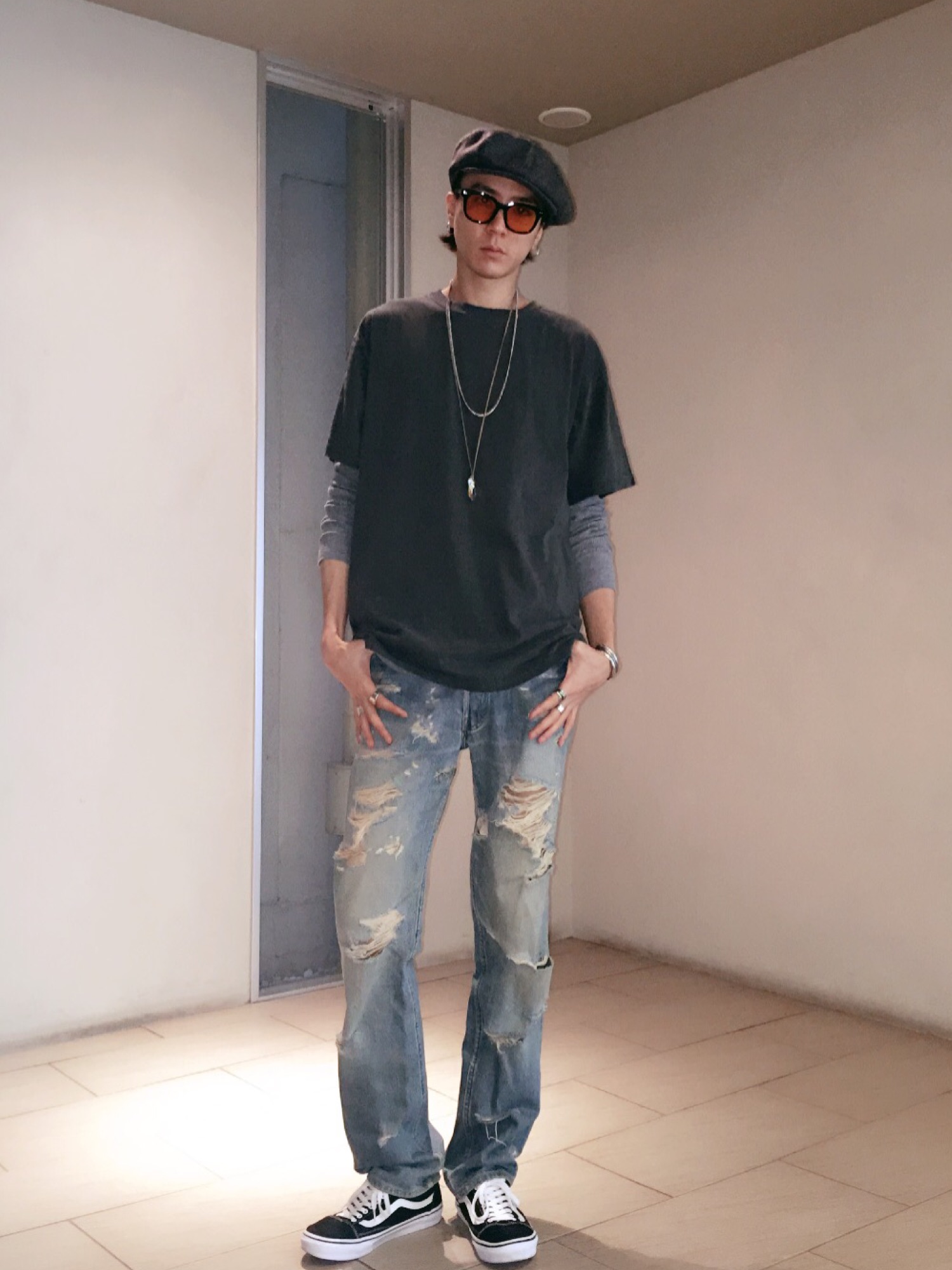 キャスケットを使った「G-DRAGON」のメンズ人気ファッション
